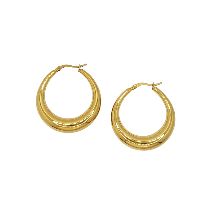 The perfect everyday hoop earrings, these chunky beauties are statement-worthy yet understated enough to wear on any occasion.