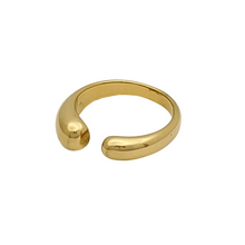 Load image into Gallery viewer, A perfect way to bring a touch of modern glamour to your look, this delicate open ring has an eye-catching design that will draw the eye. Let this ring take center stage.

