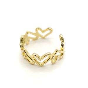 The Love Heart Ring is a must-have piece to add to your everyday wear. Its minimalist design and alternating hearts give a contemporary look that's perfect for any outfit. Add this ring to your collection and it will be the only one you'll need!